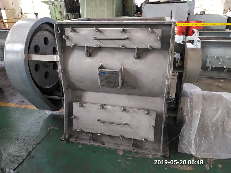 1-22051QU949408.jpg