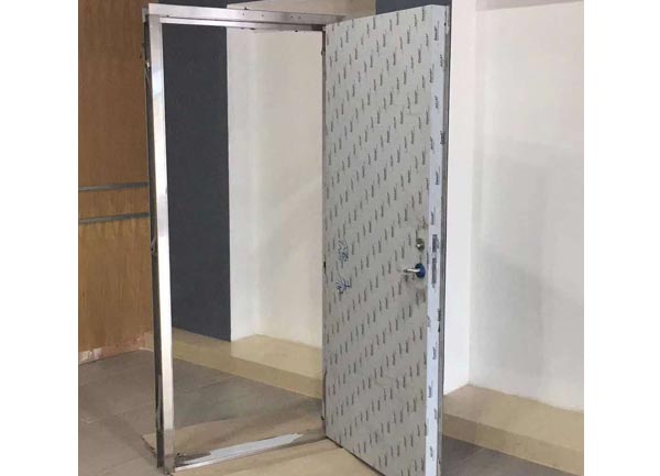 工業(yè)門